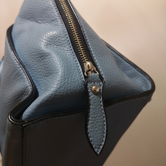 La Diva Vegan Leather Handheld Shoulder and Crossbody Bag Blue Purse - Picture 9 of 13